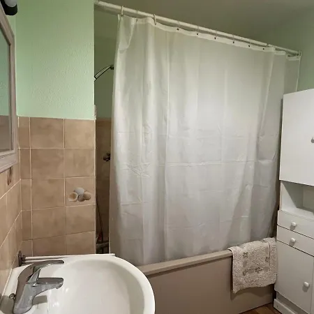 Studio Spacieux Avec Balcon Ouest, Proche Thermes Et Lac! - Fr-1-555-92 Aix-les-Bains